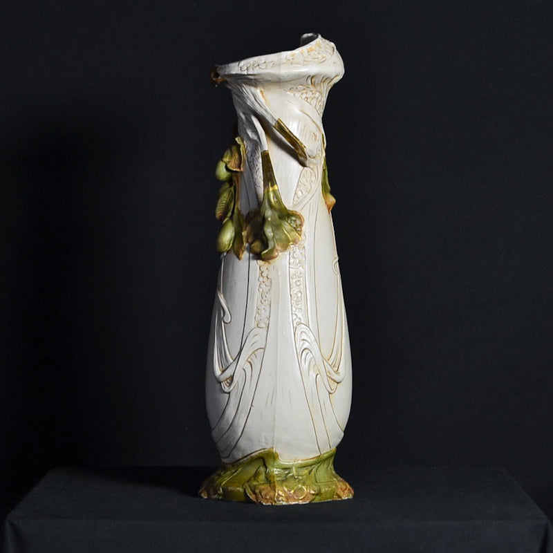 Vaso in stile Liberty manifattura Royal Dux. Epoca primi ‘900