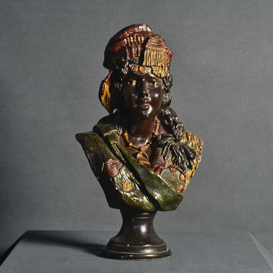 Statua in ceramica dipinta “Figura orientale” 1880 c.a