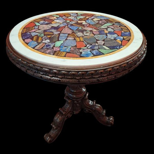 TAVOLINO ROTONDO CON PIANO IN MARMO INTARSIATO A MOSAICO E LEGNO DI MOGANO , EPOCA PRIMI '900