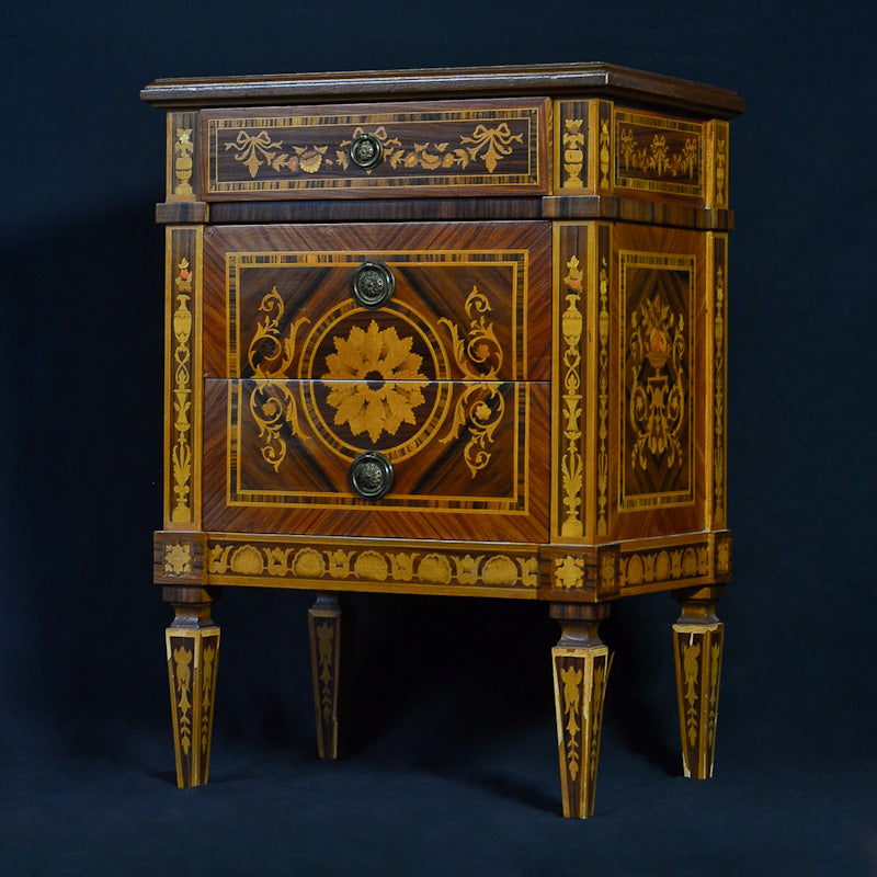 Coppia di comodini neoclassici