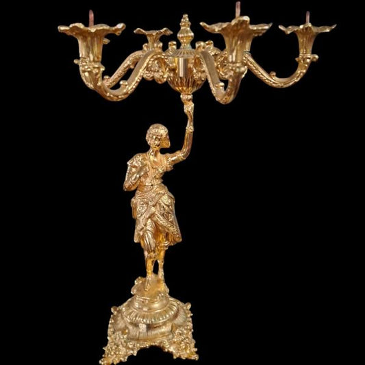 COPPIA DI CANDELIERI FIGURATI IN BRONZO DORATO