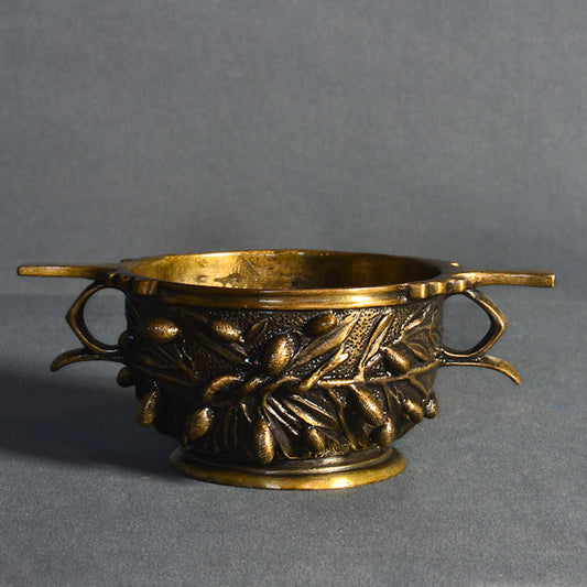 Vasetto cesellato in bronzo brunito e dorato. 1850 c.a