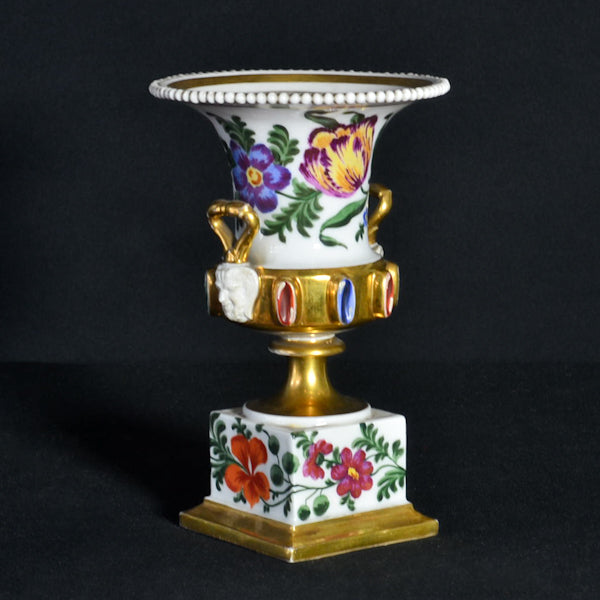 Vasetto in porcellana con decorazioni dipinte a mano. Epoca Impero