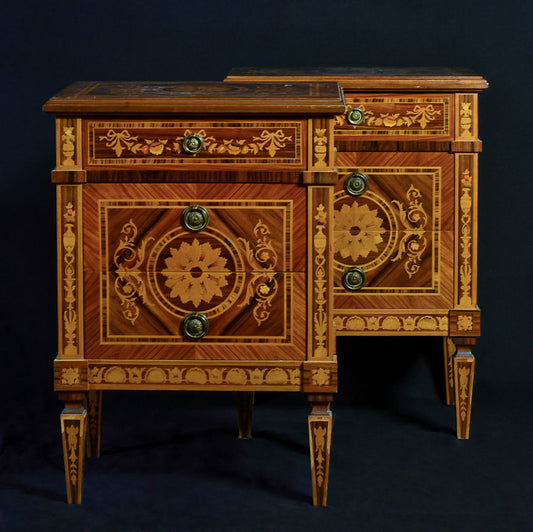 Coppia di comodini neoclassici